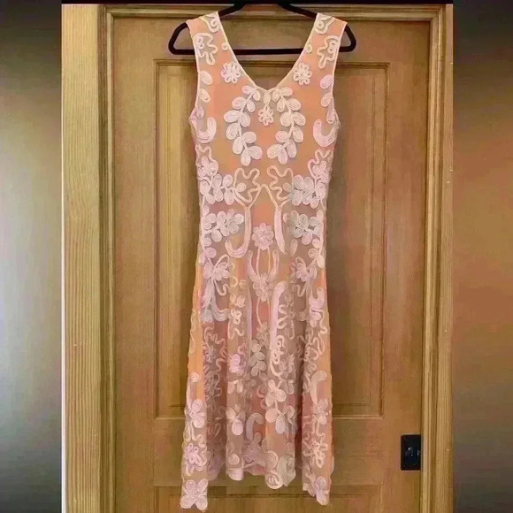 Sundance Women’s Cameo Dress. Orange/peach/white. Size SMALL - Picture 2 of 10